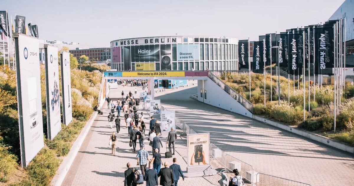 IFA Berlin 2026: periuța Dyson de 499 $ cu cameră, boxa Anker cu radar pentru somn, routere Wi-Fi 8 și televizoare LG fără fir