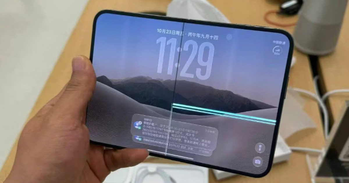 iPhone Duo are primele ecrane crăpate la pliu: ce a găsit iFixit în interior, cât costă reparația în Europa și ce faci dacă ți se întâmplă