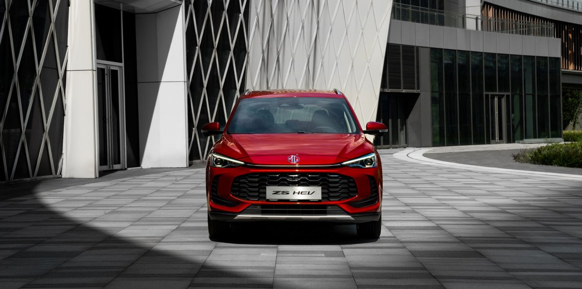 MG ZS Hybrid+ văzut din față