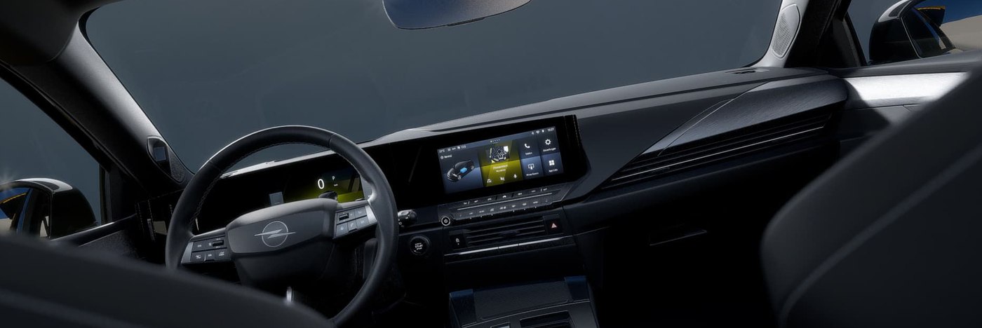 Interiorul Opel Astra, cu sistemul Pure Panel și volan cu sigla Opel