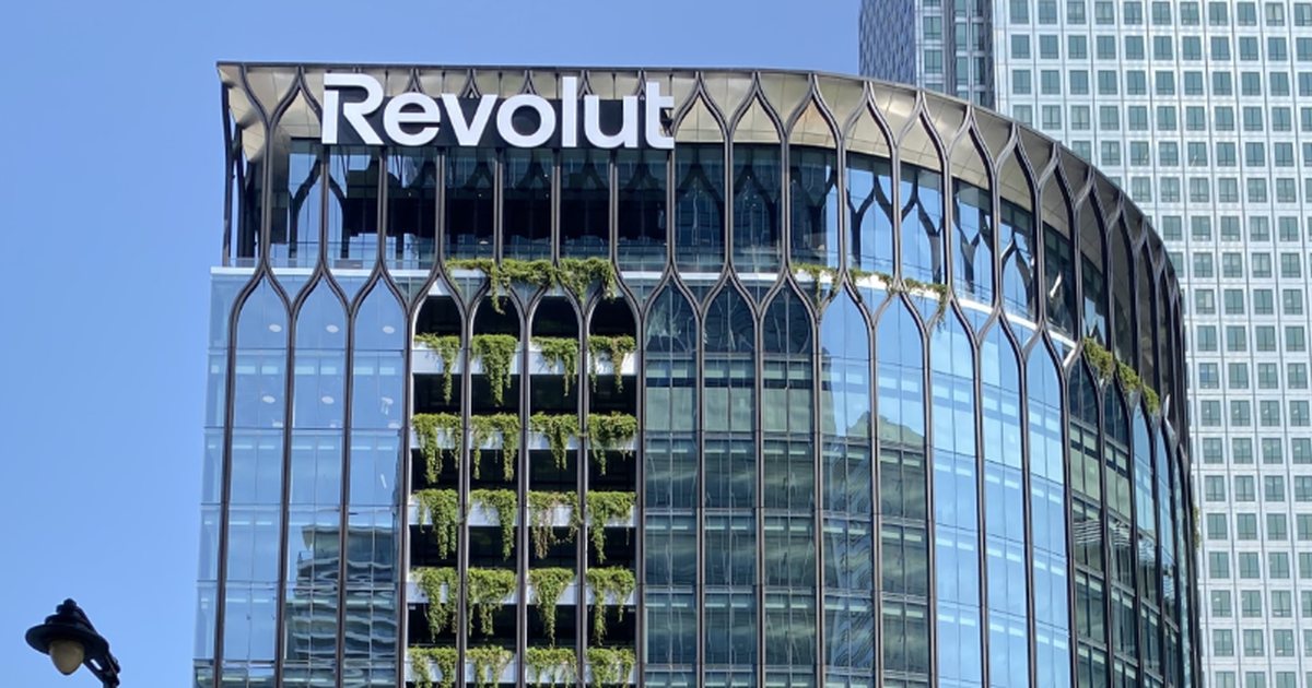 Revolut a căzut aproape 12 ore din cauza unei pene de curent într-un centru de date Google din Londra: ce au pățit clienții din România și de ce cer explicații autoritățile europene